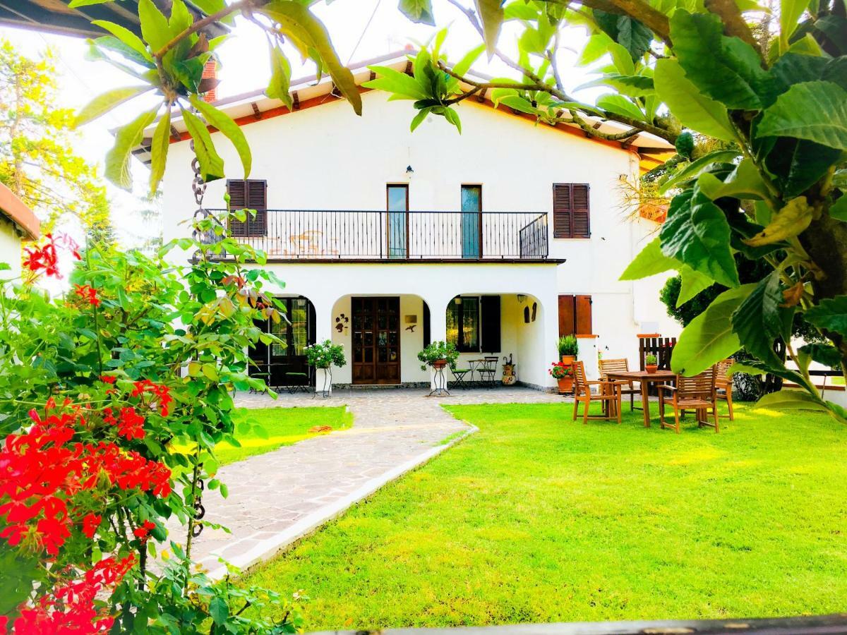 B&B Villa Incrocca Cerreto d'Esi ภายนอก รูปภาพ